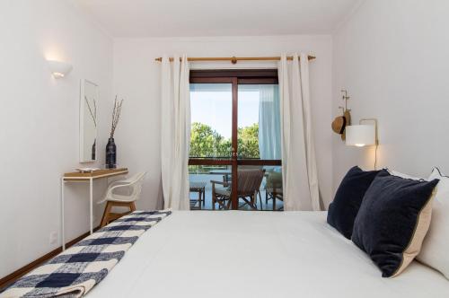Apartment Salgados Lounge - By Dalma Portuguesa