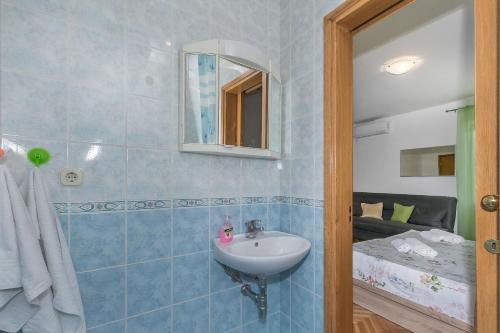 Apartments and Room Nevenka