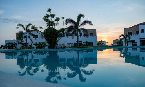 Bazén v ubytování Sultan Palace Beach Retreat Mombasa nebo v jeho okolí