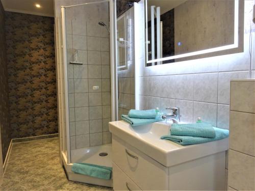 Koupelna v ubytování Hotel Pension Zur Fährbrücke