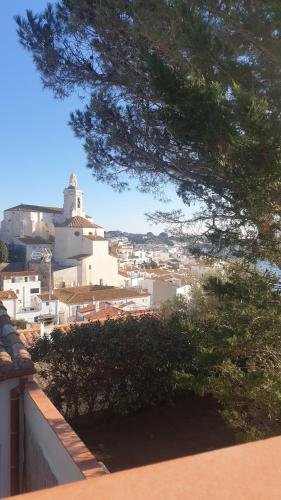 Fotografia z galérie ubytovania PRECIOSO APARTAMENTO CON HERMOSAS VISTAS v destinácii Cadaqués