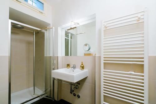 Koupelna v ubytování FEEL - Pareto Apartment