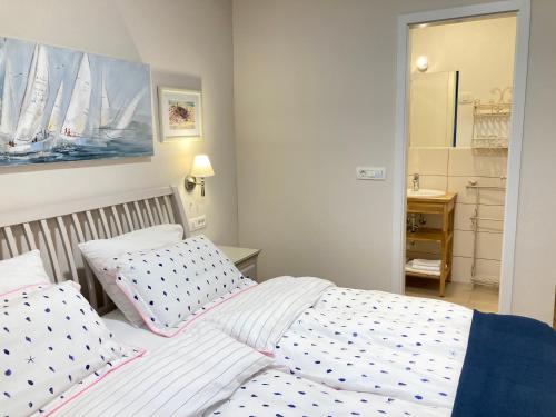 Ένα ή περισσότερα κρεβάτια σε δωμάτιο στο Rohrmann apartments