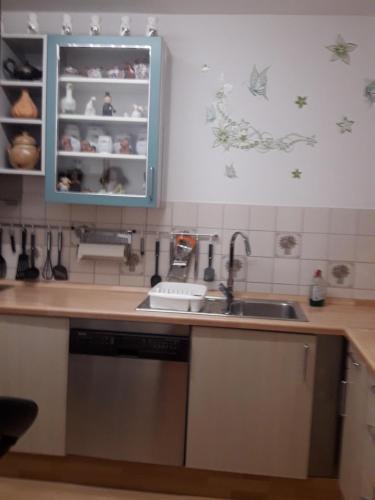 Een keuken of kitchenette bij Ferienwohnung Markert