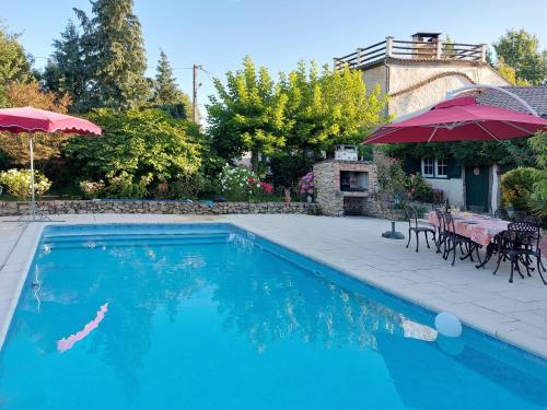 Πισίνα στο ή κοντά στο Le clos des Noaillettes