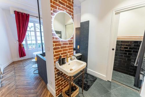 Φωτογραφία από το άλμπουμ του Jacuzzi-Nice quartier des musiciens-Loft στη Νίκαια