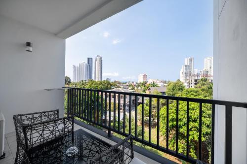 Balkoni atau teres di Manhattan Pattaya Hotel - SHA Extra Plus
