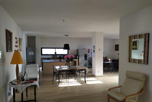 Φωτογραφία από το άλμπουμ του Chambres d'Hôtes La Courlande σε Saint-Haon-le-Vieux
