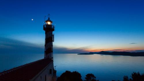 Tajer Lighthouse – Photos 2