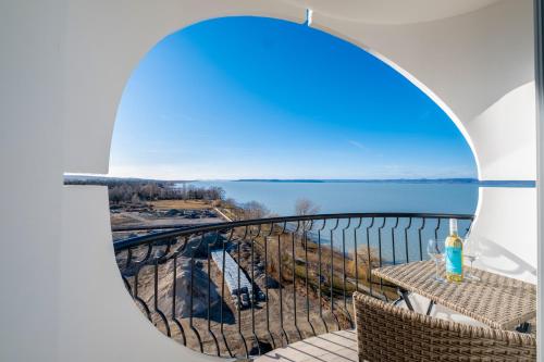 MyFlat Top Panorama Apartment - Cirkáló 709