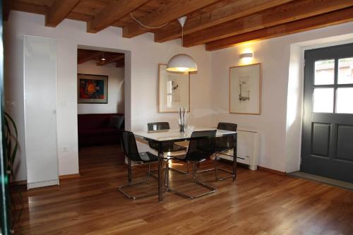 Fotografie z fotogalerie ubytování Boutique Hotel Dvor v destinaci Dobrovo