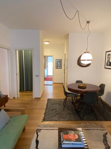 Salasco 20 - Bocconi Porta Romana unique and stylish apartment! photo 10