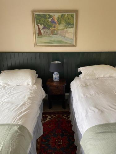 Gorton House and Cottages