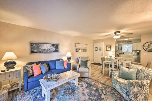 Half-Mi to Beach: Hilton Head Condo w/ Lagoon View photo 5