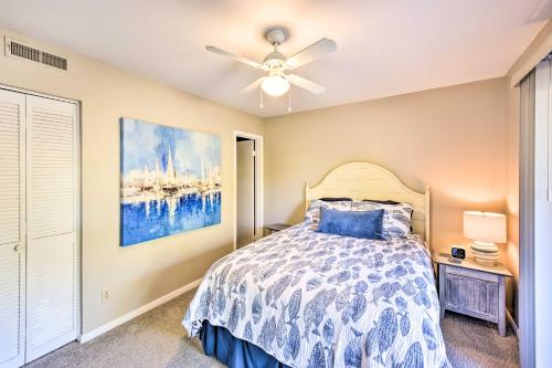 Half-Mi to Beach: Hilton Head Condo w/ Lagoon View photo 16