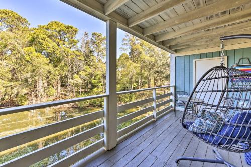 Half-Mi to Beach: Hilton Head Condo w/ Lagoon View photo 26