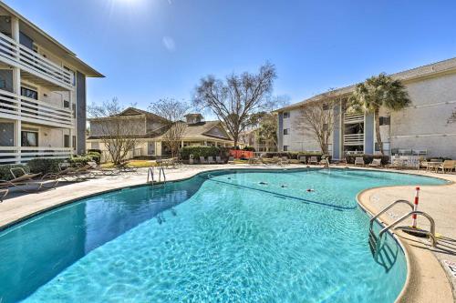 Half-Mi to Beach: Hilton Head Condo w/ Lagoon View photo 43