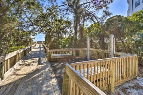 Half-Mi to Beach: Hilton Head Condo w/ Lagoon View photo 72