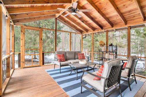 Family Ranch Abode – Photos 3