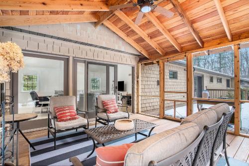 Family Ranch Abode – Photos 4