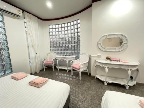 Gallery image of minimal house phichit in Phichit