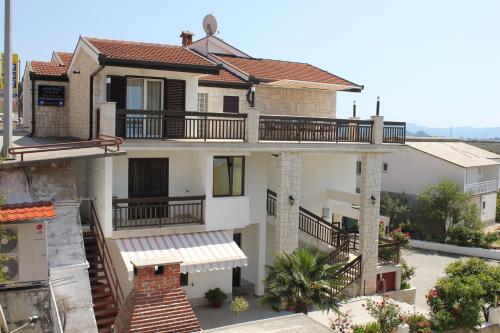Balkón nebo terasa v ubytování Guesthouse San Antonio
