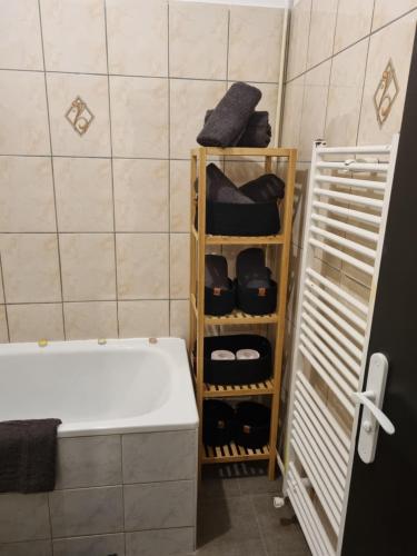 Ένα μπάνιο στο L'Appart Cosy
