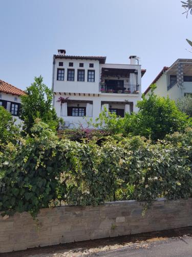 Armonia & Anemos Family Apartments