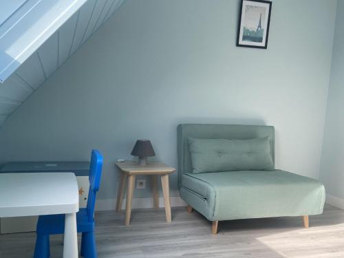 Posezení v ubytování Holiday Home in Plouarzel near Sandy Beaches