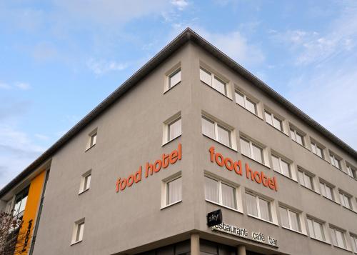 Bangunan di mana terletaknya hotel