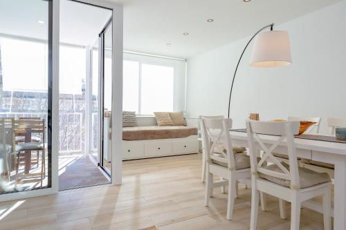 V008 - ESTRELLA DE RELJA - Roses