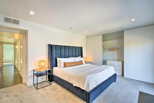 Ένα ή περισσότερα κρεβάτια σε δωμάτιο στο Luxe Scottsdale Retreat with Pool and Hot Tub!
