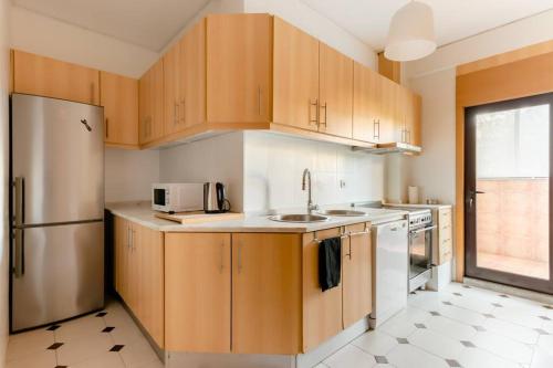 Central Porto 4BR apartment in Porto City center 2MIN METRO and WALK Aliados