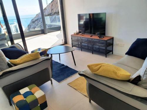 Fuengirola Middel Views