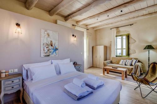 Postel nebo postele na pokoji v ubytování Cozy holiday home in Cretan country style