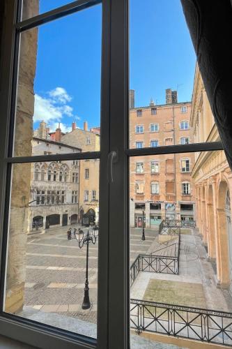 Coeur Vieux Lyon, 60 M2 lumineux tout confort photo 12