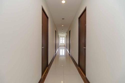 Fotografie z fotogalerie ubytování Avalon Karawaci Mitra RedDoorz v destinaci Tangerang