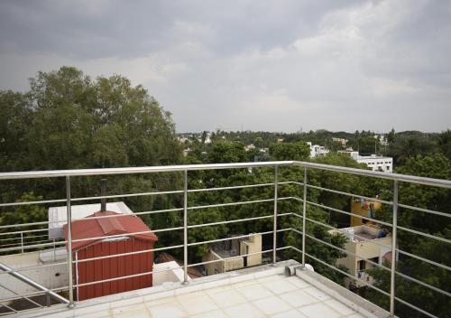 Balkón nebo terasa v ubytování Shri Subham Residency