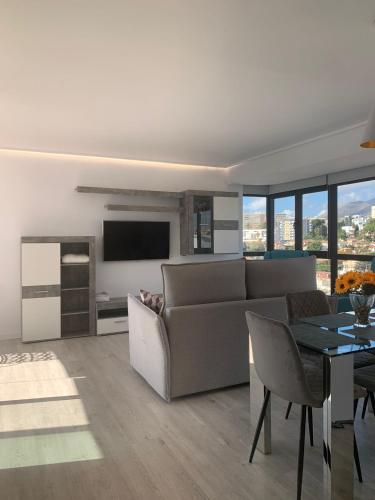 Apartamento Superior Alay en Puerto Marina playa