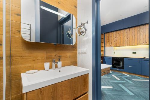 Ένα μπάνιο στο NEW Romantic sea-view studio by Odessa beach