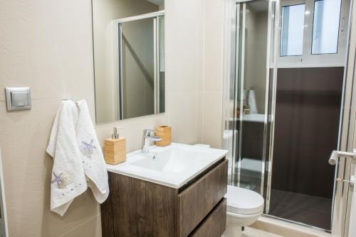 A21 Premium Suite a breath away from Parthenon!