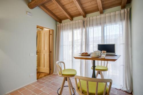 Hotel Borgo Imperoにあるテレビまたはエンターテインメントセンター