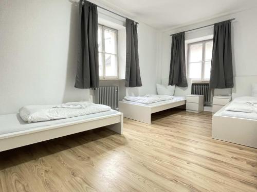 Galeriebild der Unterkunft SAD181 - Zentrale Monteurwohnung in Schwandorf in Bayern