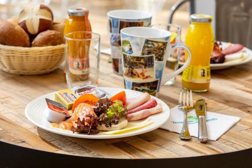 Еда / где поесть недалеко от дома для отпуска