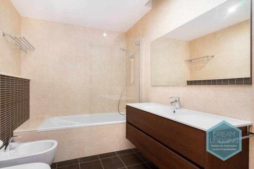 Patroves Sea View - Dream Lodging