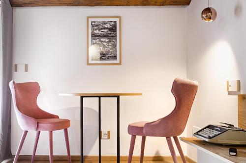 Suite con bañera de hidromasaje y balcón panorámico