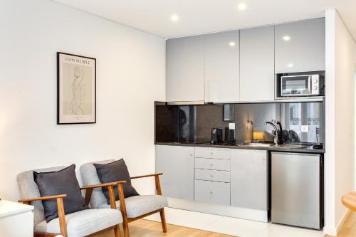 Bonjardim Downtown Apartments by DA'HOME