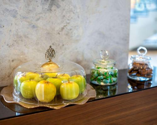 Comida en o cerca de este hotel