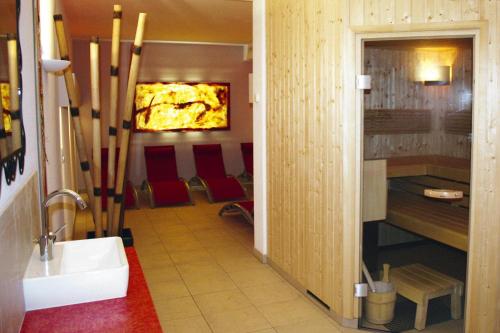 Φωτογραφία από το άλμπουμ του Chalet in Fiss with Sauna and Mountain Views σε Fiss
