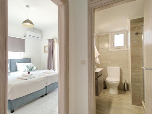 Kúpeľňa v ubytovaní Villa Nikos Megala Chorafia Crete